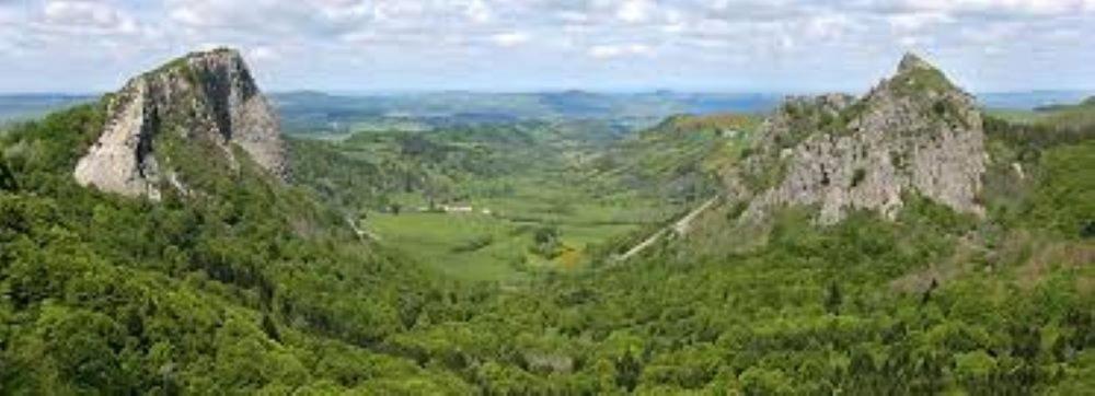 Lilas, Gite Saint Antoine, Orcival, Entre Sancy Et Volcans. Zewnętrze zdjęcie